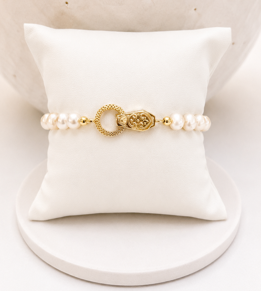 
                  
                    Eternal Pearl Bracelet
                  
                