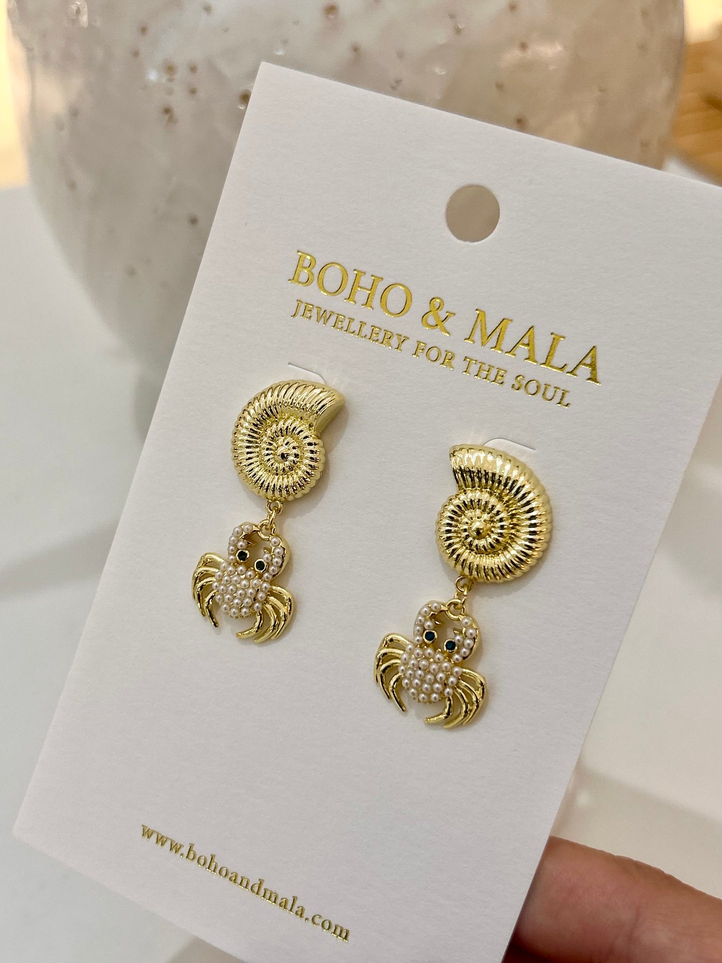 
                  
                    Pearl Nerina Earrings – Pearl Crab & Seashell Statement Drop Earrings
                  
                