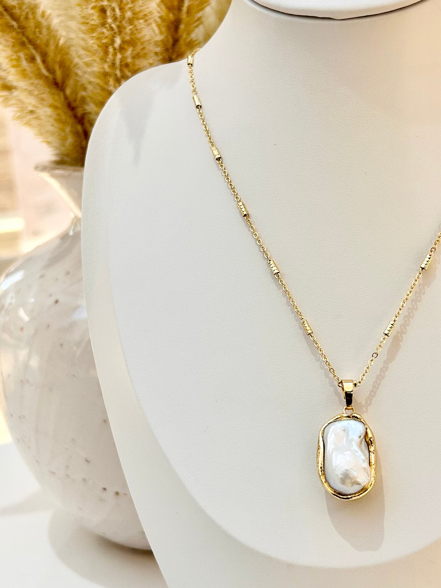 
                  
                    Lumina Necklace
                  
                