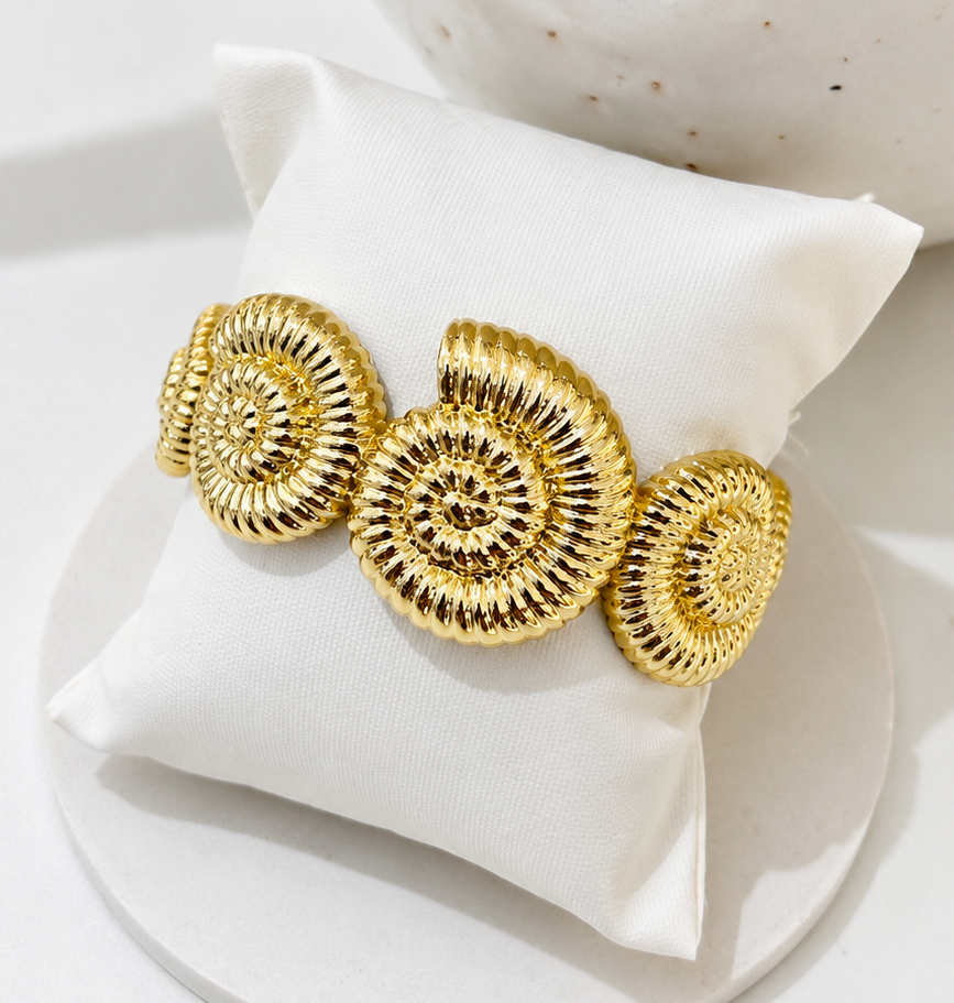 
                  
                    Nautila Statement Cuff
                  
                