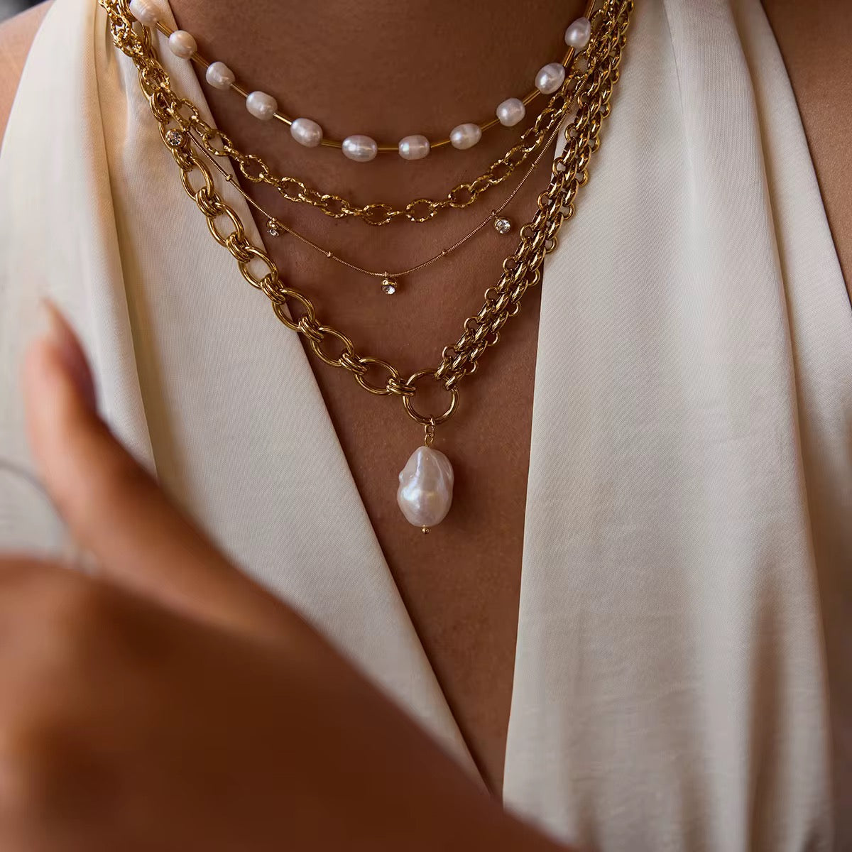 
                  
                    Luna Pearl Link Necklace
                  
                
