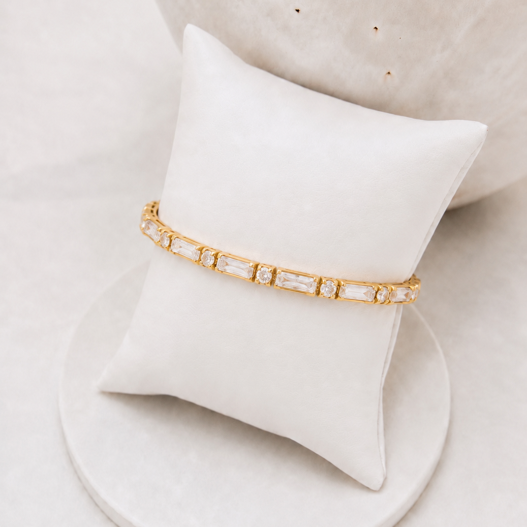 
                  
                    Avelisse Tennis Bracelet
                  
                