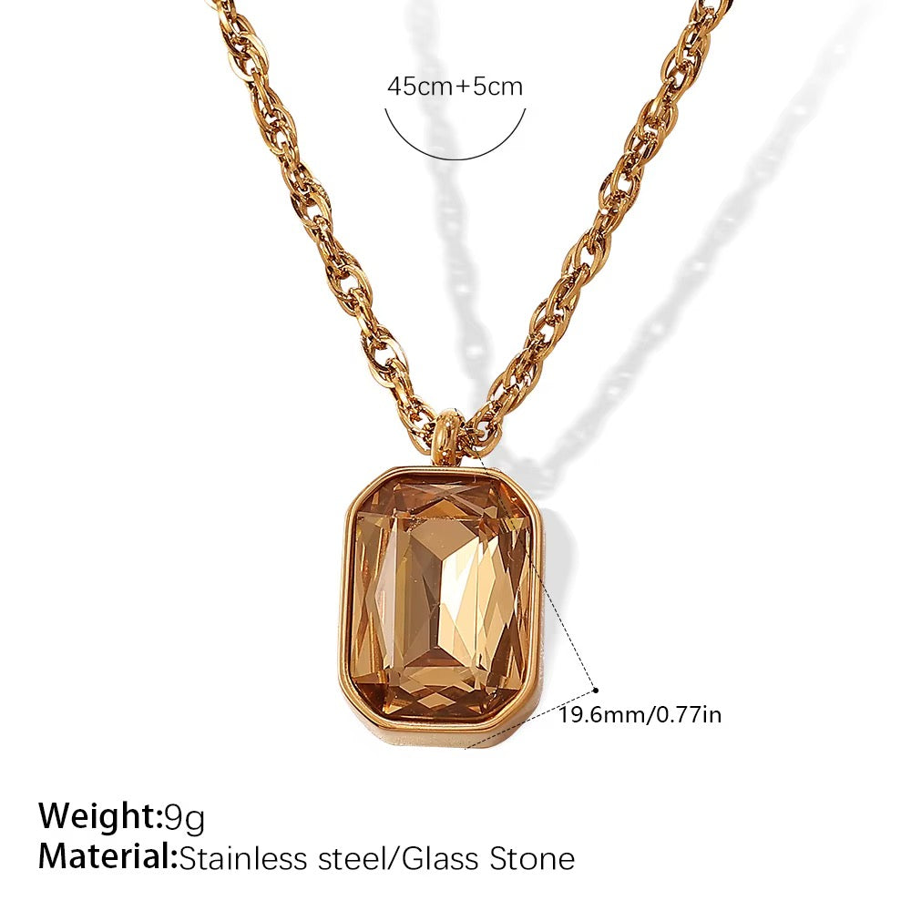 
                  
                    Aurelia Champagne Cubic Zirconia Necklace – Waterproof Gold Stainless Steel
                  
                