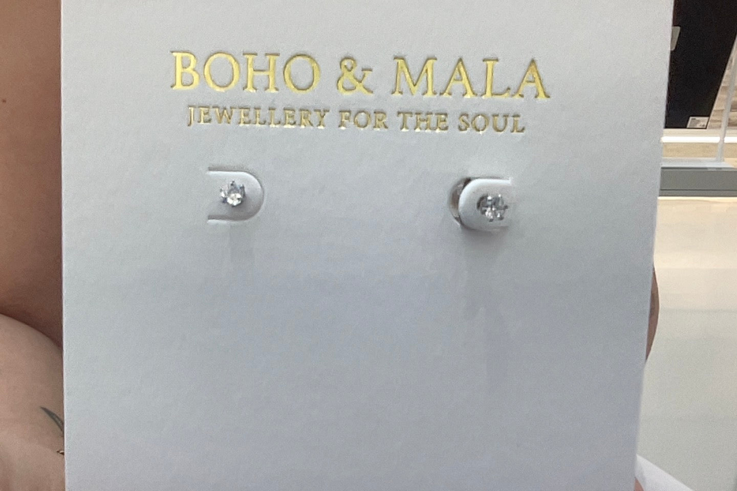 
                  
                    4mm CZ Clear Stud
                  
                