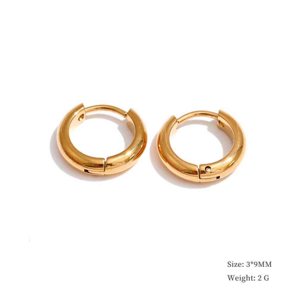 
                  
                    Gold chunky hoop earrings 9mm
                  
                