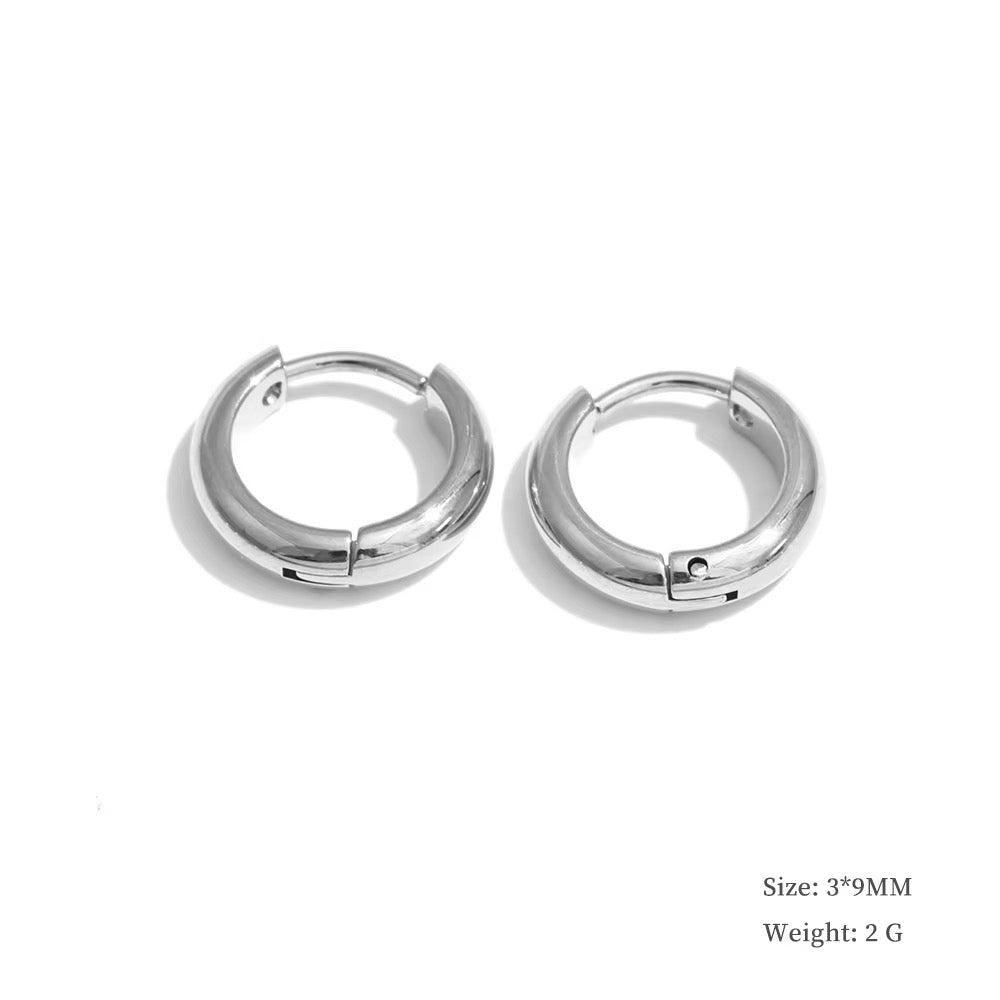
                  
                    Silver chunky hoop earrings 9mm
                  
                